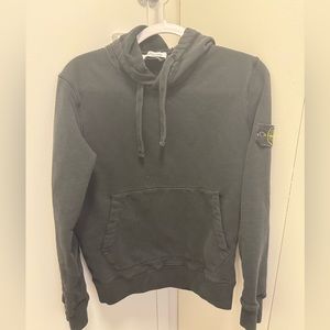 STONE ISLAND BLACK HOODIE SIZE S